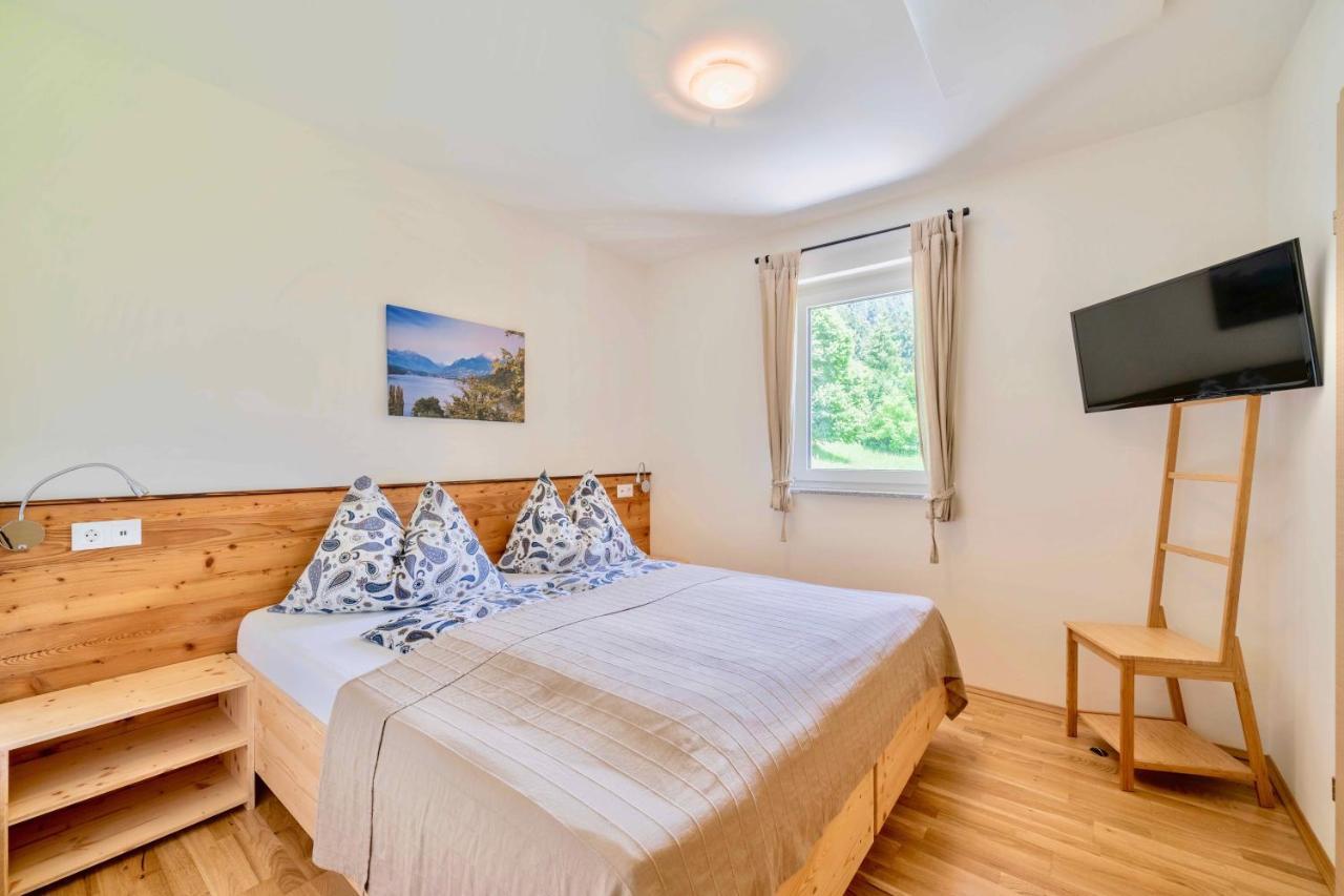 1Schoenes Ferienhaus Im Sonnigen Kaernten Döbriach Exteriör bild