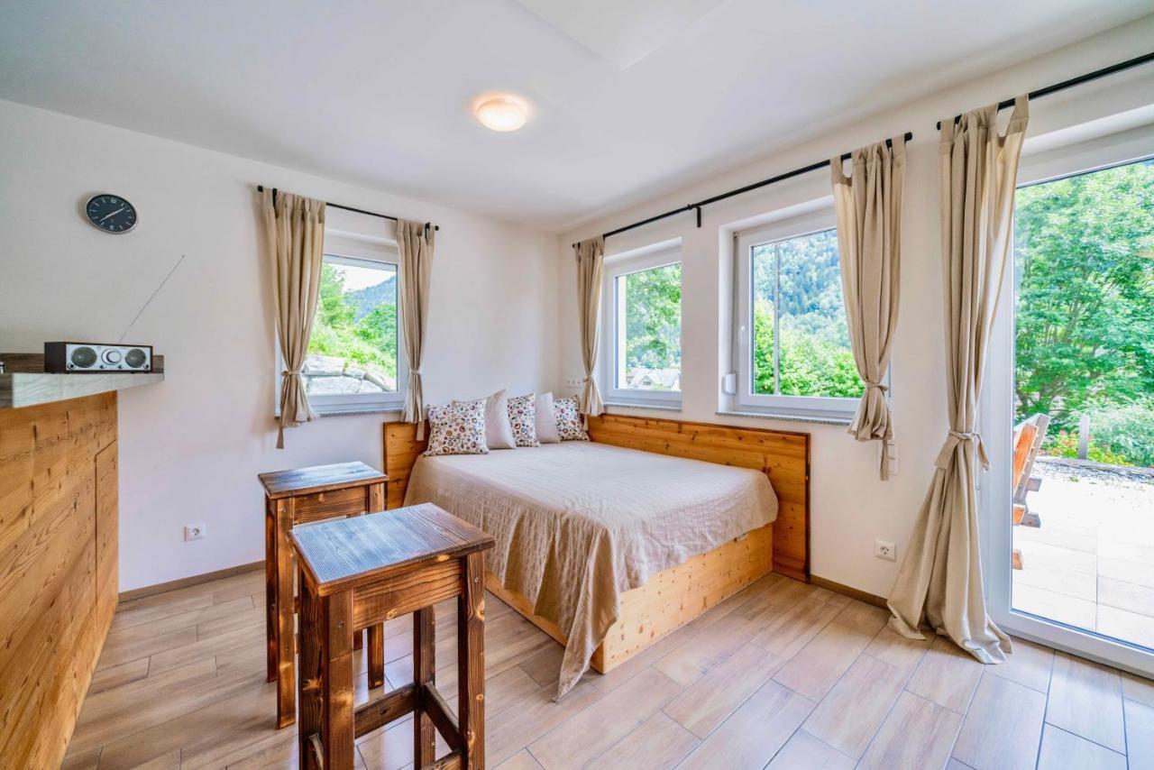 1Schoenes Ferienhaus Im Sonnigen Kaernten Döbriach Exteriör bild